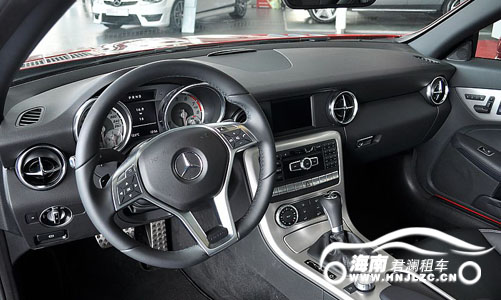 奔馳SLK200(跑車)-海南租車三亞租車自駕游用車 奔馳SLK200(跑車)-海南租車三亞租車自駕游用車